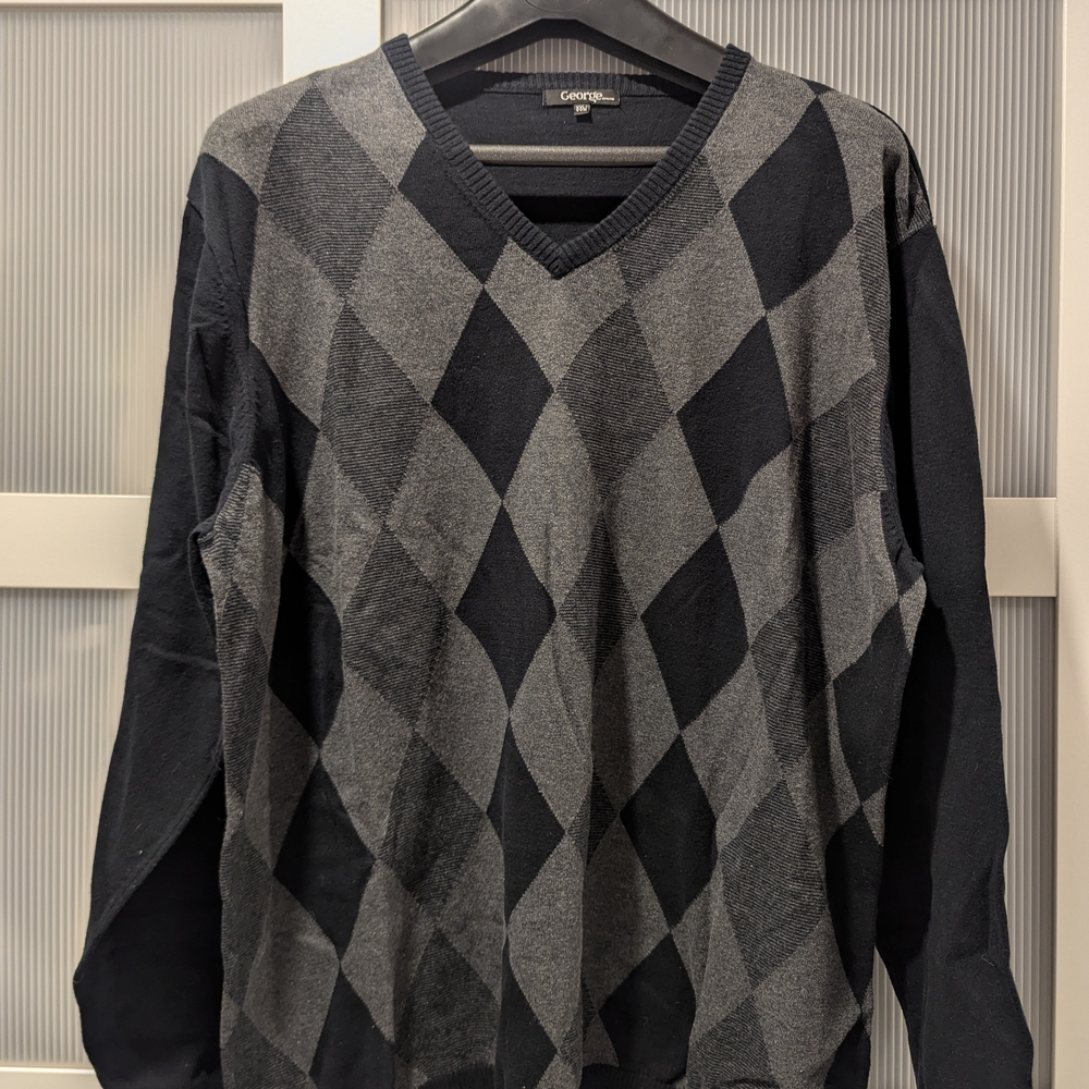 George Men's Black and Gray Argyle Sweater